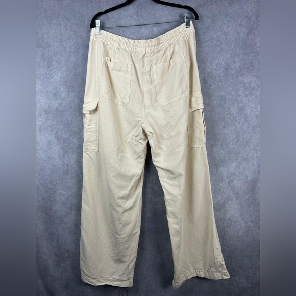 Aerie High Waisted Go-For-It Baggy Cargo Pant in‎ Toasted Coconut Size L - Picture 3 of 10